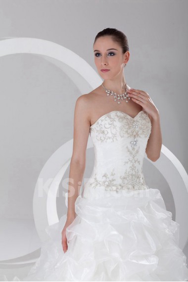 Organza Sweetheart Ball Gown with Embroidery