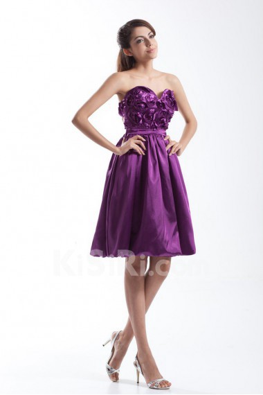 Silk Sweetheart Knee Length Dress with Hand-made Flowers