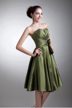 Taffeta Strapless Knee Length Dress with Hand-made Flower