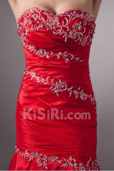 Satin Sweetheart Sheath Dress with Embroidery