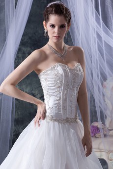 Yarn Sweetheart Ball Gown