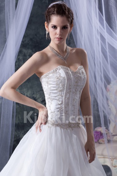 Yarn Sweetheart Ball Gown