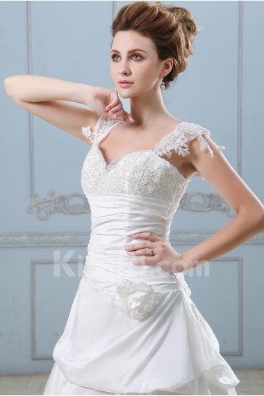 Taffeta and Lace Sweetheart Ball Gown with Embroidery