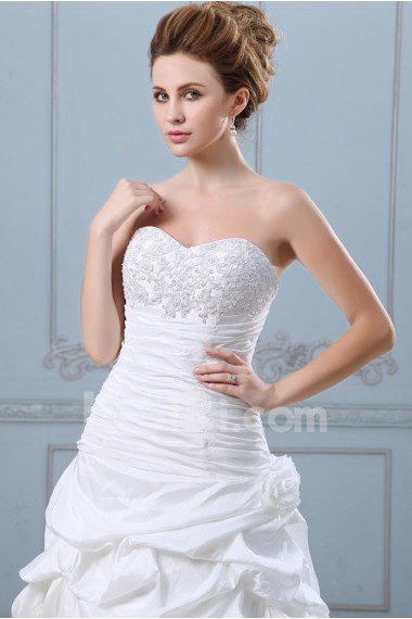 Taffeta and Lace Sweetheart Ball Gown with Embroidery