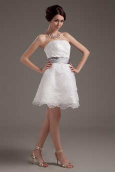 Yarn Strapless Short Dress with Sash and Ruffle