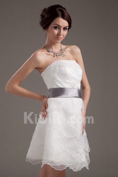 Yarn Strapless Short Dress with Sash and Ruffle