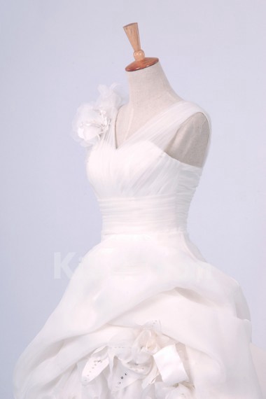 Organza Straps Neckline Ball Gown Dress with Handmade Flowers