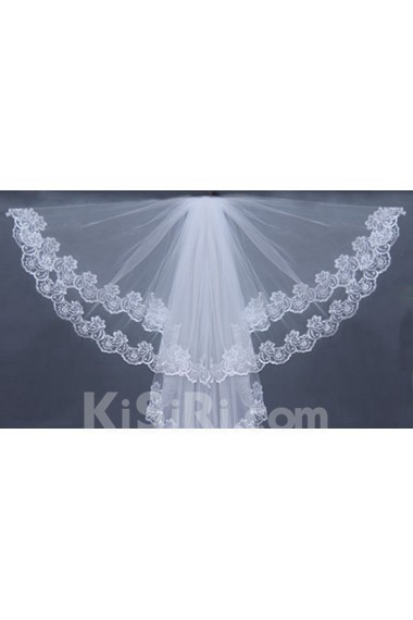 Elbow Length Wedding Veil With Lace