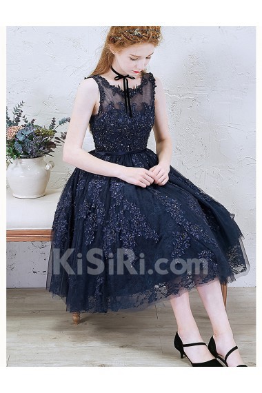 Tulle Scoop Knee-Length Sleeveless A-line Dress with Lace, Sash, Beads