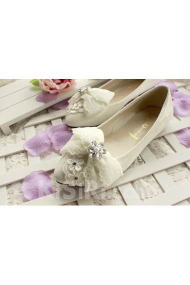 Handmade Lace Bow Wedding Shoes with Rhinestone