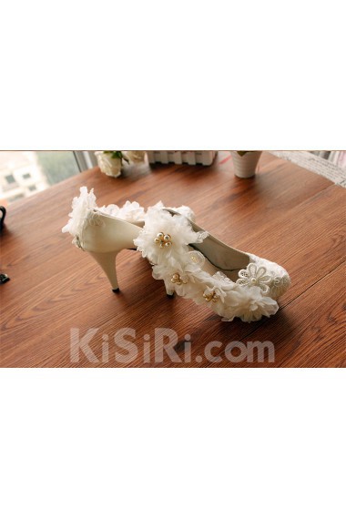 Handmade Flowers Wedding Shoes with Imitation Pearls