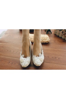 Handmade Lace Flowers Wedding Shoes with Imitation Pearls