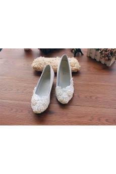 Handmade Lace Flowers Wedding Shoes with Imitation Pearls