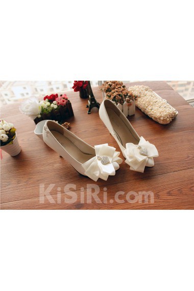 Handmade Lace Bow Wedding Shoes with Rhinestone