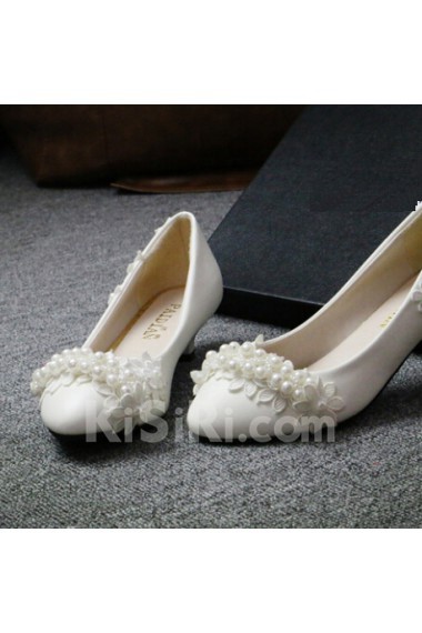 Handmade Lace Flowers Wedding Shoes with Imitation Pearls