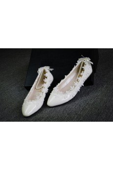 Handmade Lace Flowers Wedding Shoes with Imitation Pearls