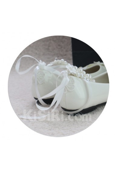 Handmade Lace Flowers Wedding Shoes with Imitation Pearls