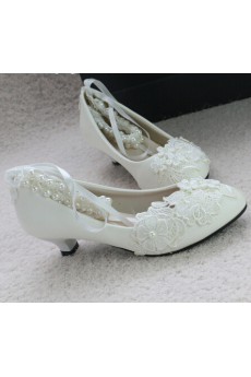 Handmade Lace Flowers Wedding Shoes with Imitation Pearls