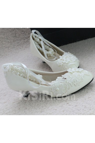 Handmade Lace Flowers Wedding Shoes with Imitation Pearls