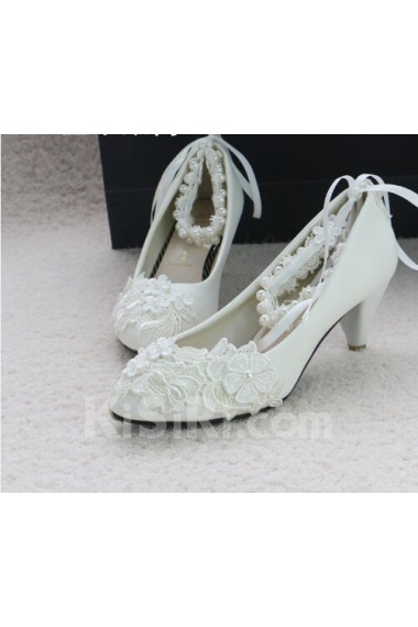 Handmade Lace Flowers Wedding Shoes with Imitation Pearls