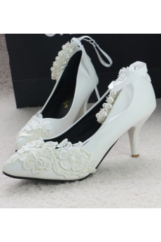 Handmade Lace Flowers Wedding Shoes with Imitation Pearls