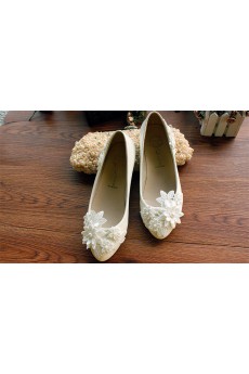 Handmade Lace Flowers Wedding Shoes with Imitation Pearls