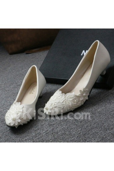 Handmade Lace Flowers Wedding Shoes