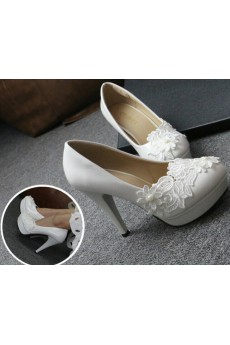 Handmade Lace Flowers Wedding Shoes