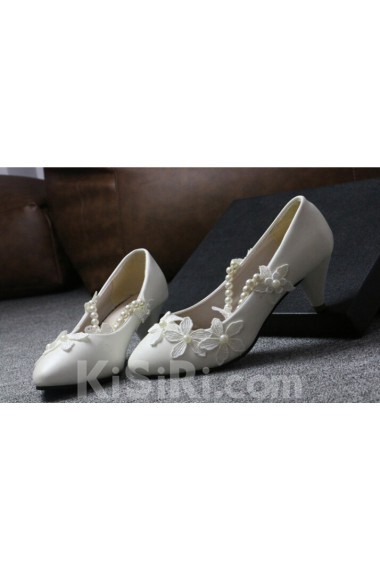 Handmade Lace Flowers Wedding Shoes with Imitation Pearls