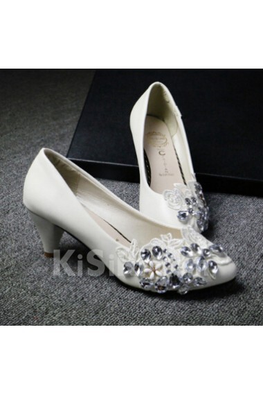 Handmade Lace Flowers Wedding Shoes with Rhinestone