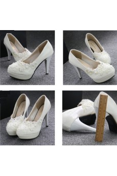 Handmade Lace Flowers Wedding Shoes with Imitation Pearls