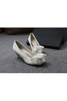 Handmade Bows Wedding Shoes with Imitation Pearls and Rhinestone