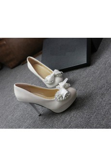 Handmade Bows Wedding Shoes with Imitation Pearls and Rhinestone