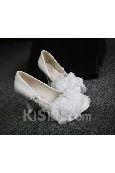 Handmade Lace Bow Wedding Shoes