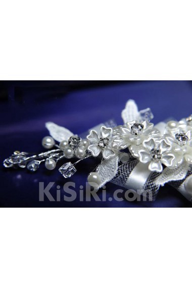 Alloy and Yarn Wedding Headpieces with Rhinestone