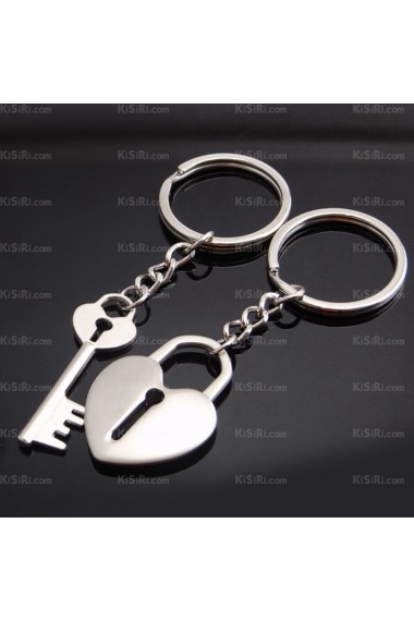 His and Hers Cheap Zinc Alloy Heart-shaped Keychain (A Pair)