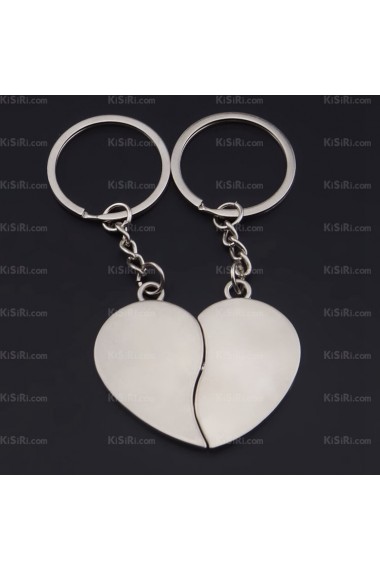 His and Hers Cheap Zinc Alloy Heart-shaped Keychain (A Pair)