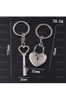 His and Hers Elegant Rhinestone Zinc Alloy Heart-shaped Keychain (A Pair)