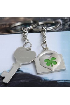 Couples Elegant Zinc Alloy Lucky Clover Keychain (A Pair)