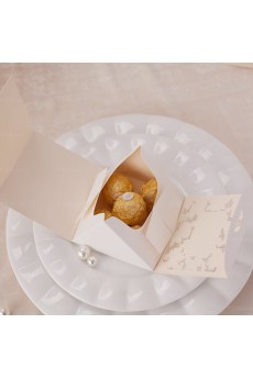 White Color Hollow Wedding Favor Boxes (12 Pieces/Set)