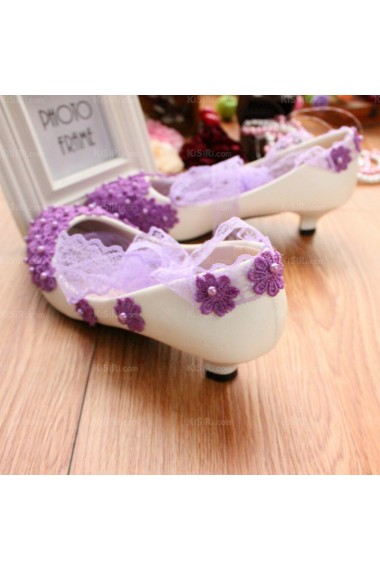 Best Wedding Bridal Shoes with Pearl and Small Flower