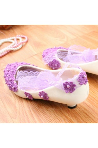 Best Wedding Bridal Shoes with Pearl and Small Flower