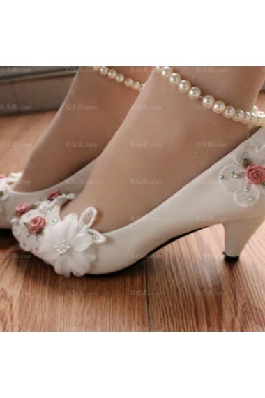 Beautiful Lace Bridal Wedding Shoes with Pearl