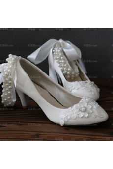 Perfect Lace Bridal Wedding Shoes with Pearl and Ribbons